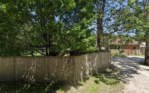 Chester Bay Dog Chalet
