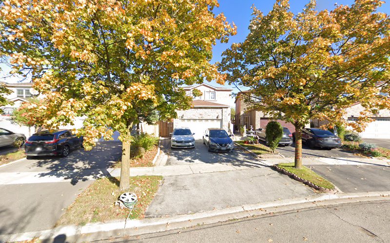 Pet R Squared | π r²