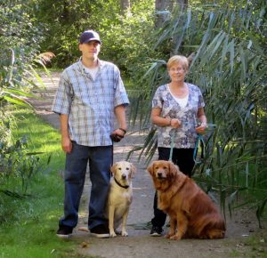 Round Trip Dog Walking & Pet Sitting