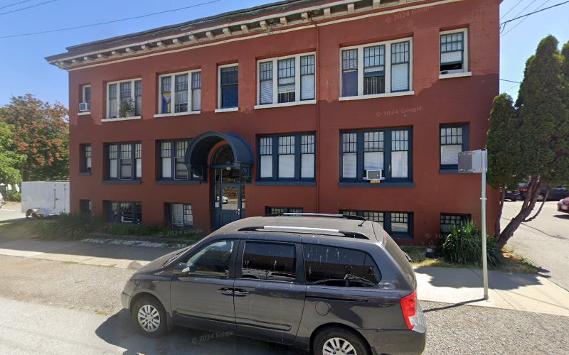 Four Legged Friends Pet Sitting Service